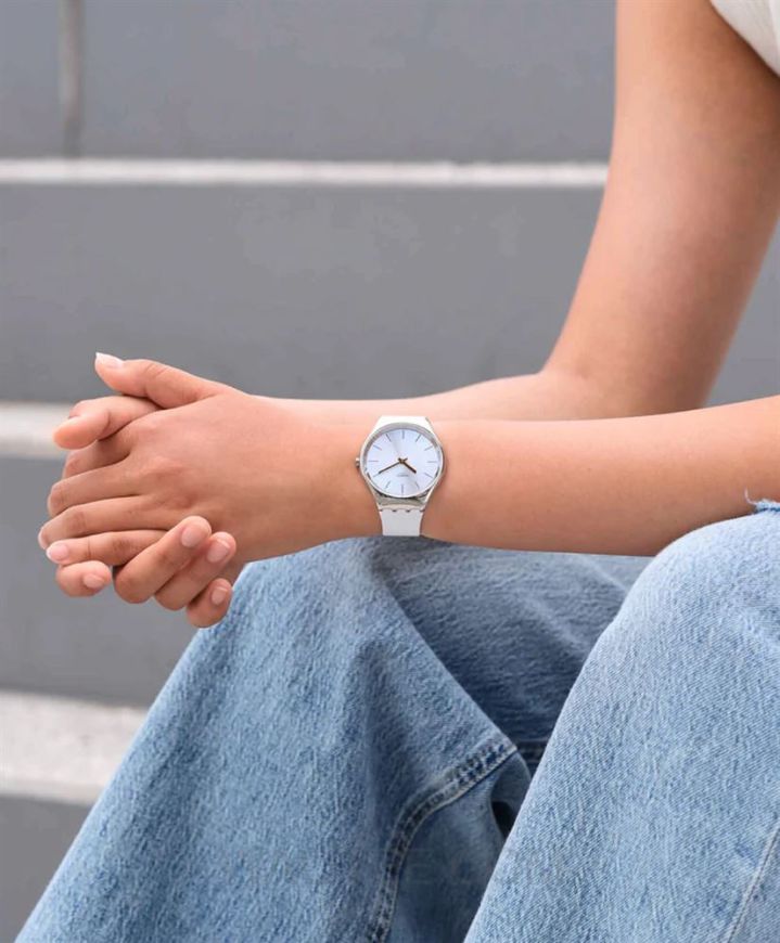 Swatch Optical White Silicone Strap Silver Dial For Women