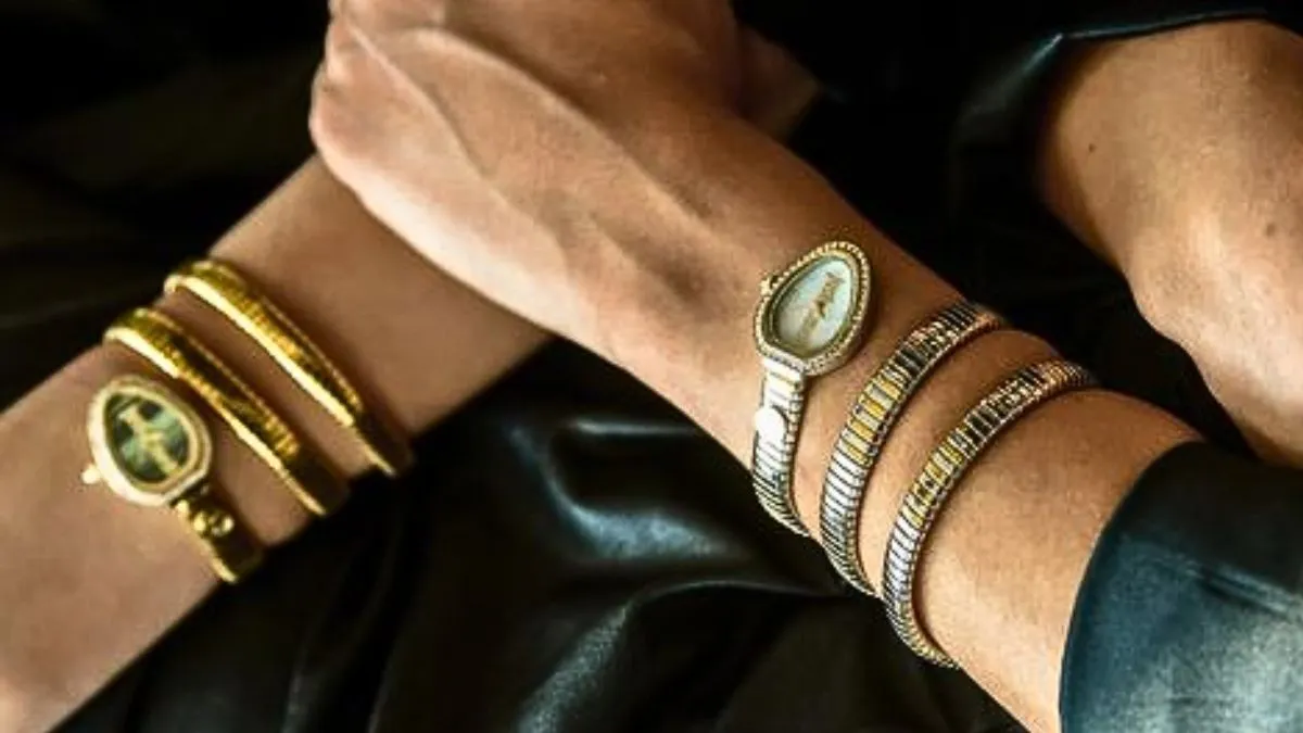 ساعات الحية من Just Cavalli: دليل للموديلات والأسعار
